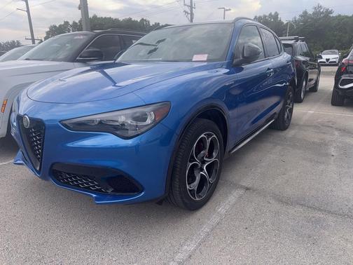 Misano Blue Metallic 2024 Alfa Romeo Stelvio Veloce