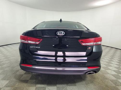2018 Kia Optima S