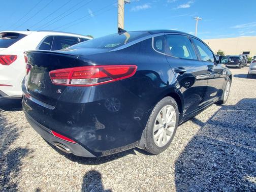 2018 Kia Optima S