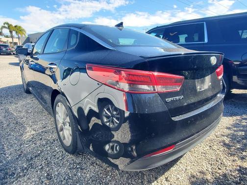 2018 Kia Optima S