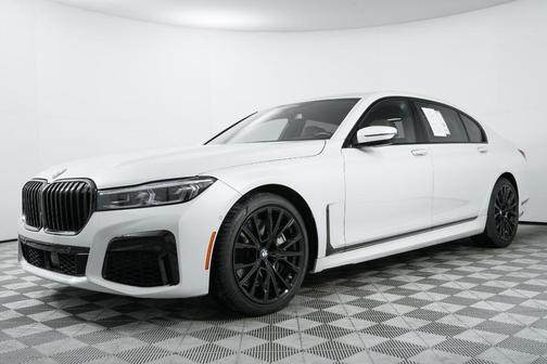 2022 BMW 750 i xDrive