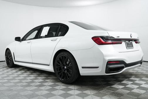 2022 BMW 750 i xDrive