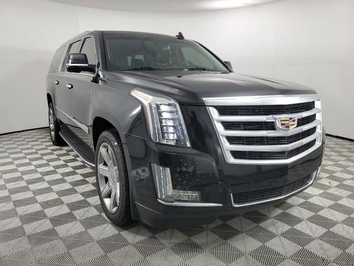 2018 Cadillac Escalade ESV Luxury