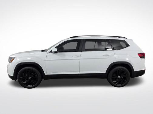 Pure White 2023 Volkswagen Atlas 3.6L SE w/Technology