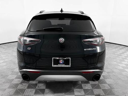 2024 Alfa Romeo Stelvio Ti