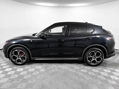 2024 Alfa Romeo Stelvio Ti