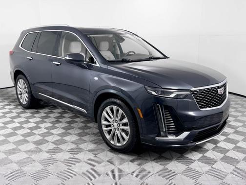 2022 Cadillac XT6 Premium Luxury FWD