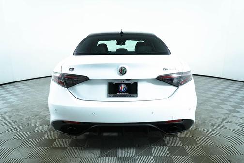 2024 Alfa Romeo Giulia Veloce