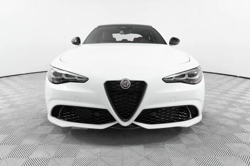 2025 Alfa Romeo Giulia Veloce