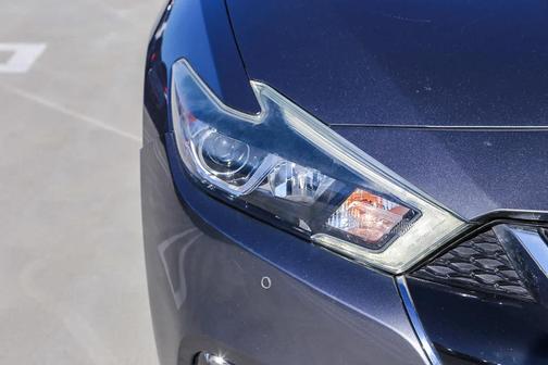 Gun Metallic 2018 Nissan Maxima 3.5 Platinum