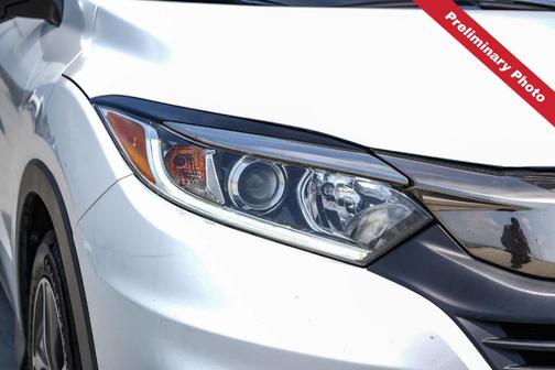 Platinum White Pearl 2022 Honda HR-V EX