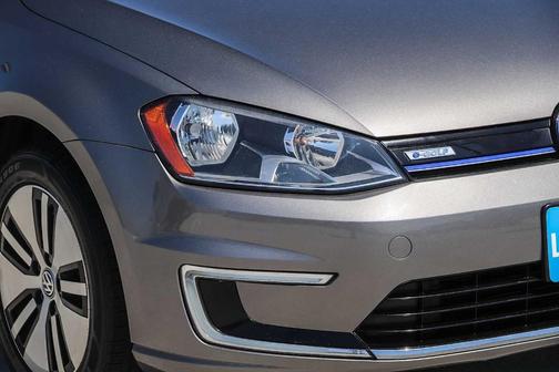 Limestone Gray 2016 Volkswagen e-Golf SE