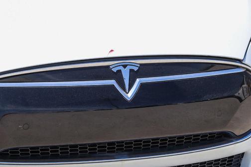 2015 Tesla Model S