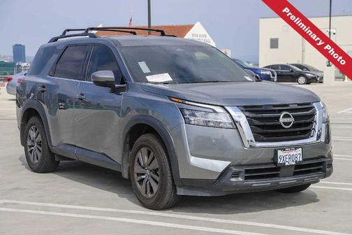 Gun Metallic 2022 Nissan Pathfinder SV