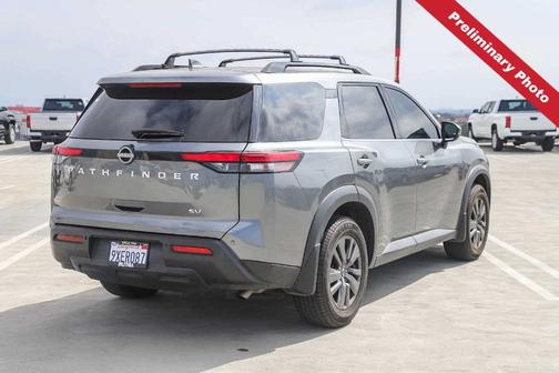 Gun Metallic 2022 Nissan Pathfinder SV
