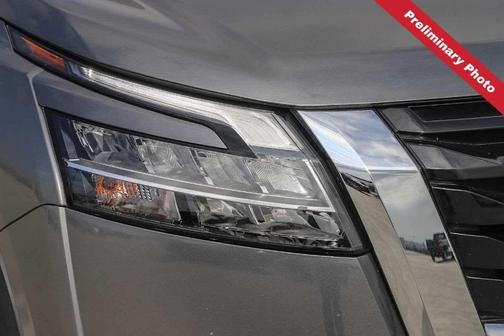 Gun Metallic 2022 Nissan Pathfinder SV