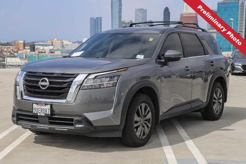 Gun Metallic 2022 Nissan Pathfinder SV
