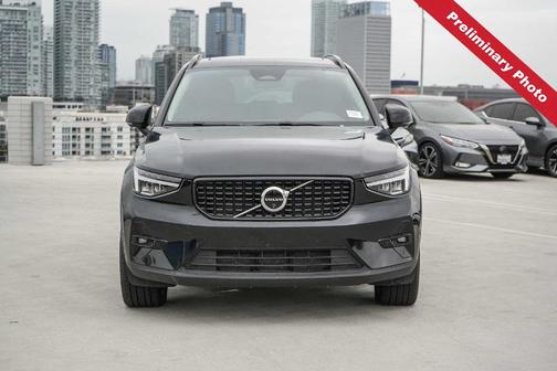 Black 2025 Volvo XC40 B5 Plus Dark Theme