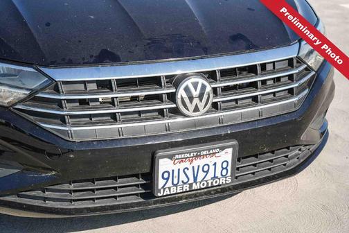 Black 2021 Volkswagen Jetta 1.4T SE