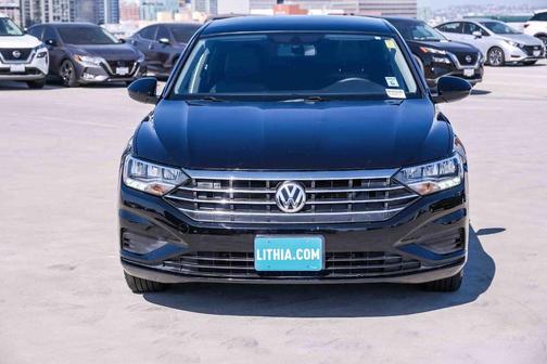 Black 2021 Volkswagen Jetta 1.4T SE
