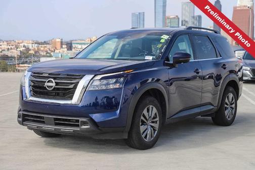 Deep Ocean Blue 2024 Nissan Pathfinder SV