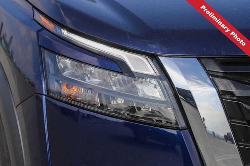 Deep Ocean Blue 2024 Nissan Pathfinder SV