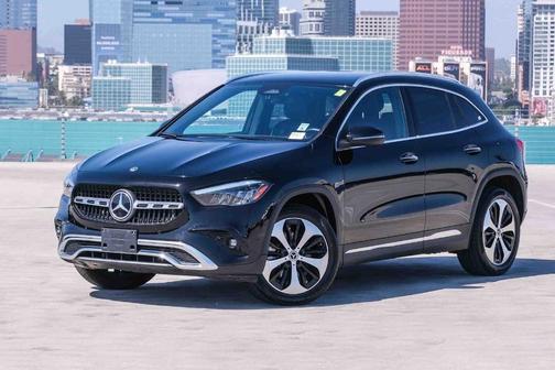 Midnight Black 2025 Mercedes-Benz GLA 250 Base