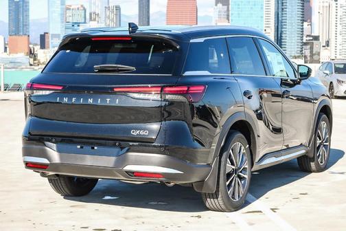 Diamond Black 2026 INFINITI QX60 Luxe