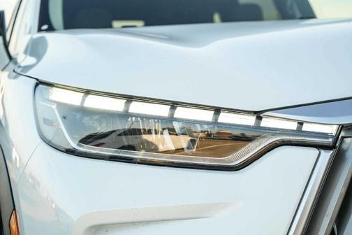 Radiant White 2026 INFINITI QX60 Pure