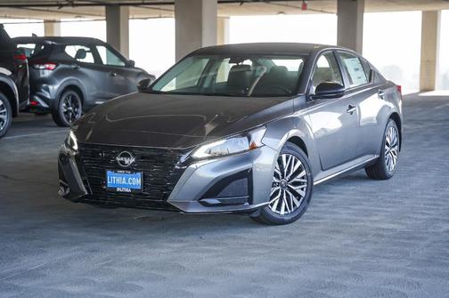 Gun Metallic 2026 Nissan Altima SV