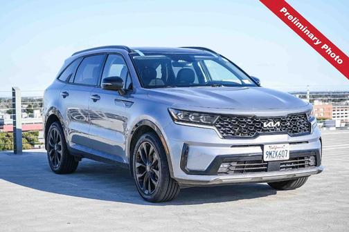 Everlasting Silver 2022 Kia Sorento SX