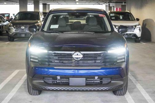 Deep Blue Pearl 2026 Nissan Kicks S