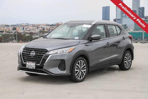 Gun Metallic 2024 Nissan Kicks SV