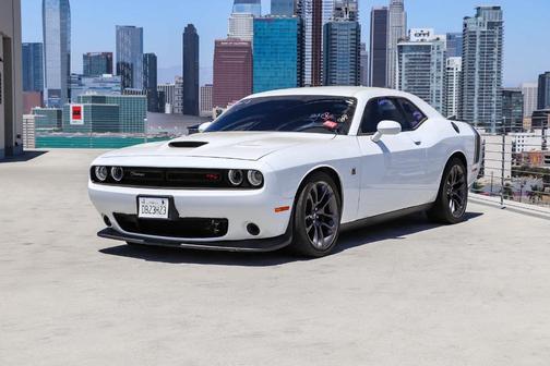 White Knuckle Clearcoat 2023 Dodge Challenger R/T Scat Pack