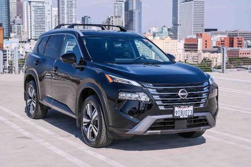 2025 Nissan Rogue SL