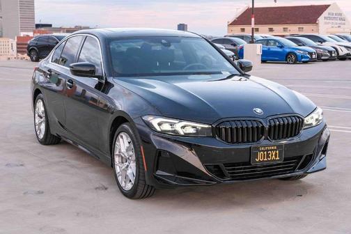 Black Sapphire Metallic 2025 BMW 330 i