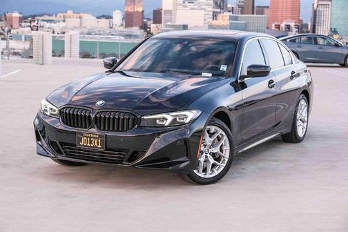 Black Sapphire Metallic 2025 BMW 330 i