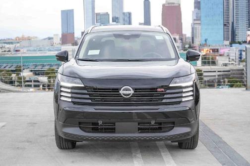 Super Black 2026 Nissan Kicks SR