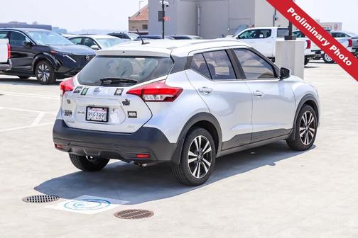 Brilliant Silver 2019 Nissan Kicks SV