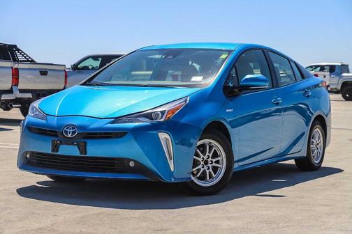 Electric Storm Blue 2019 Toyota Prius XLE