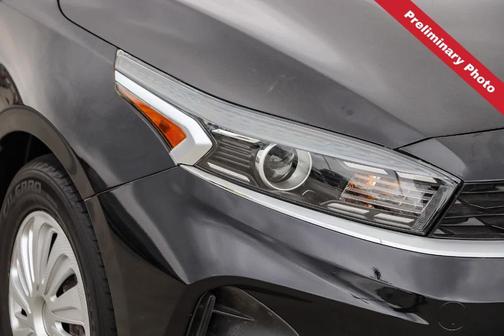 Aurora Black 2024 Kia Forte LX
