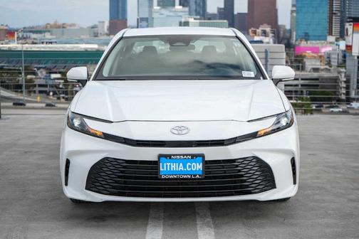 Ice 2025 Toyota Camry LE