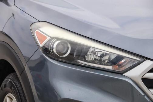Coliseum Gray 2018 Hyundai TUCSON SEL
