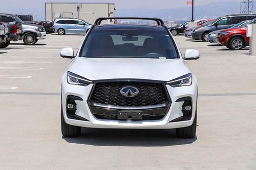 Radiant White 2025 INFINITI QX50 SPORT