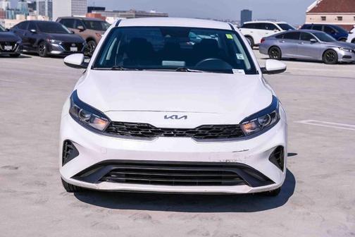 Snow White Pearl 2022 Kia Forte LXS