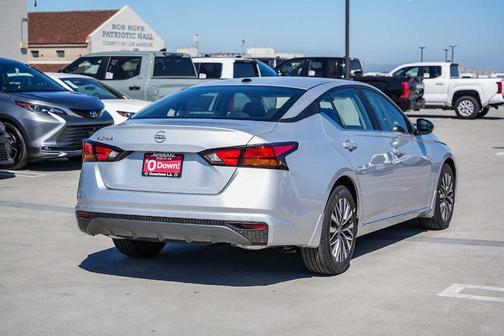 Brilliant Silver Metallic 2026 Nissan Altima SV