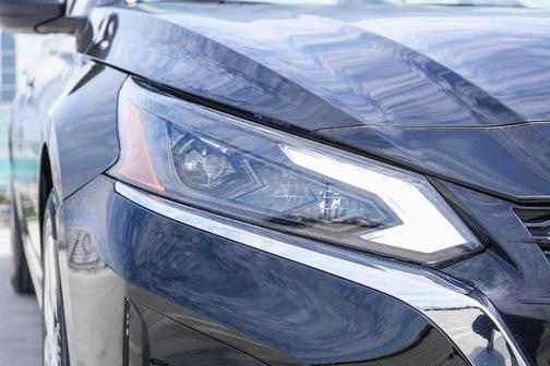 Black 2025 Nissan Altima S