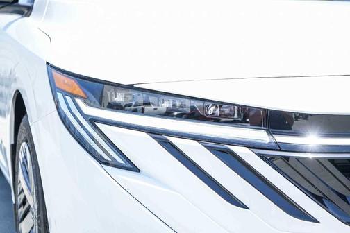Cloud White 2026 Nissan Sentra S