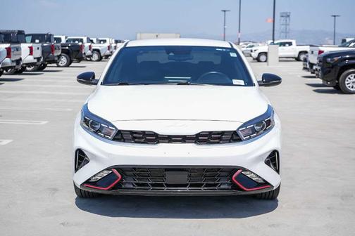Snow White Pearl 2024 Kia Forte GT-Line