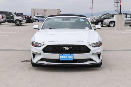 Oxford White 2022 Ford Mustang EcoBoost